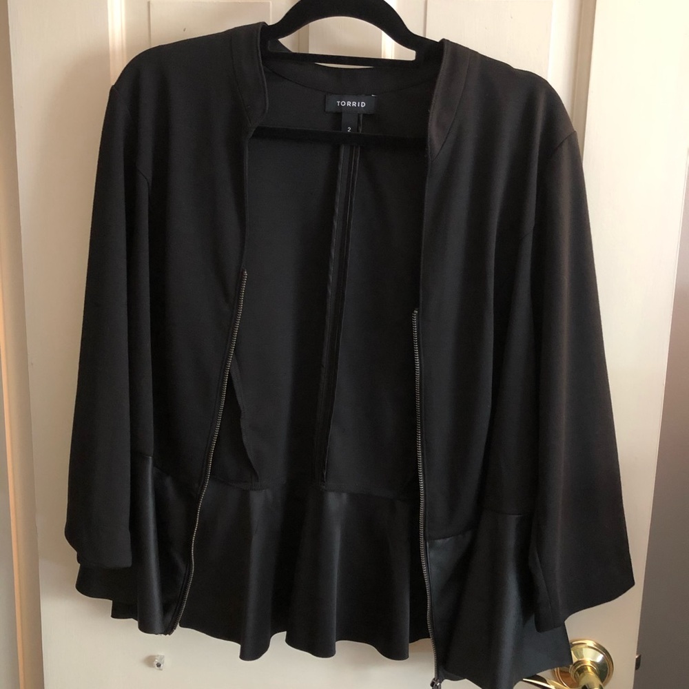 Black jacket Torrid size 2X